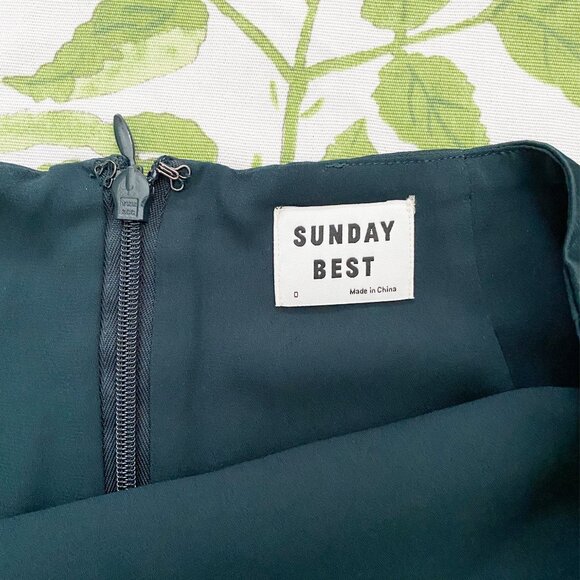 Aritzia Sunday Best Fluted Ruffle Hem Mini Skirt Dark Green Size 0 - Picture 3 of 8